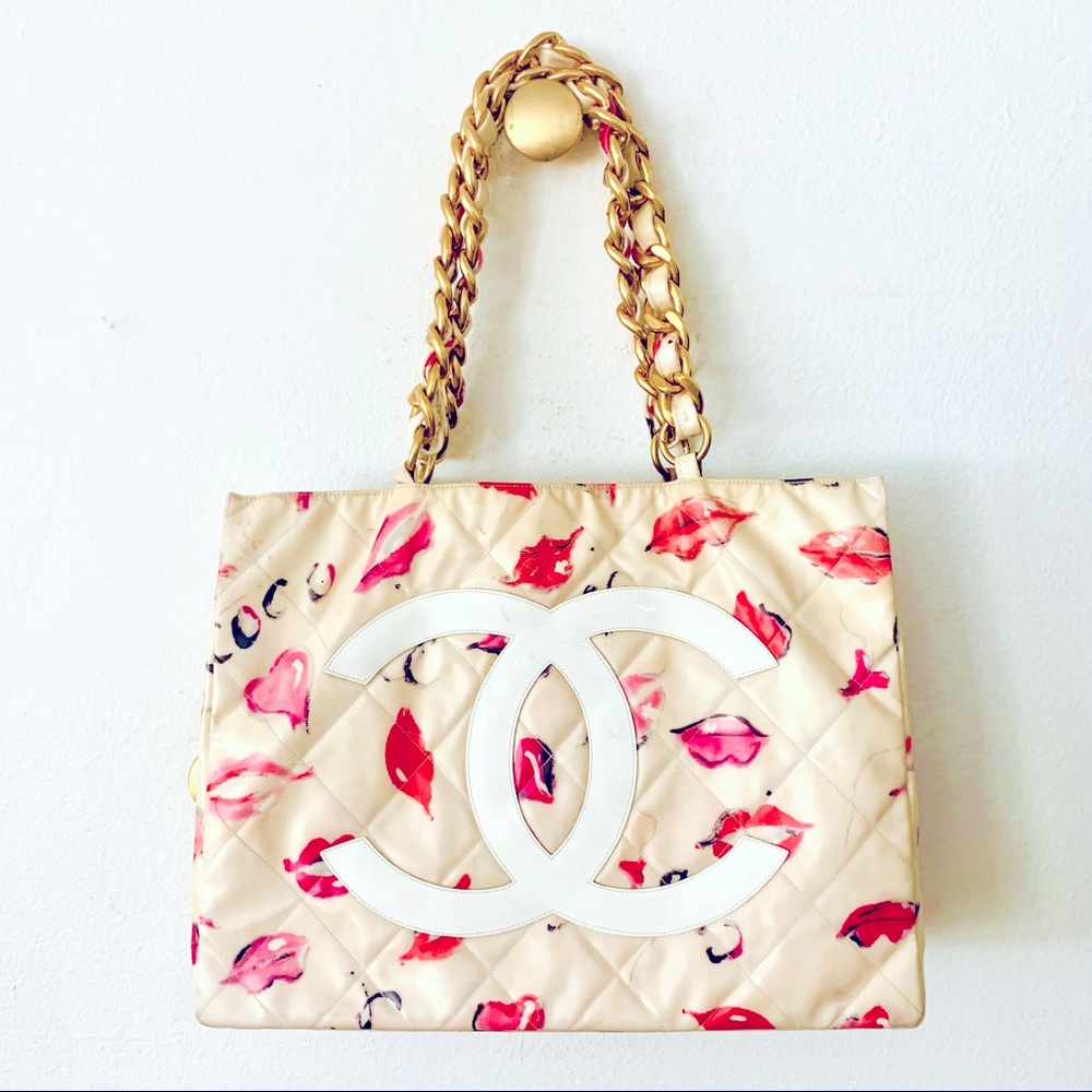 CHANEL vintage logo tote